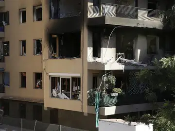 Estado de la vivienda de Premià de Mar (Barcelona), calcinada por una explosión. Estado de la vivienda de Premià de Mar (Barcelona), calcinada por una explosión.