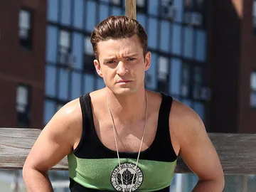 JUSTIN TIMBERLAKE EN LA PLAYA JUSTIN TIMBERLAKE EN LA PLAYA