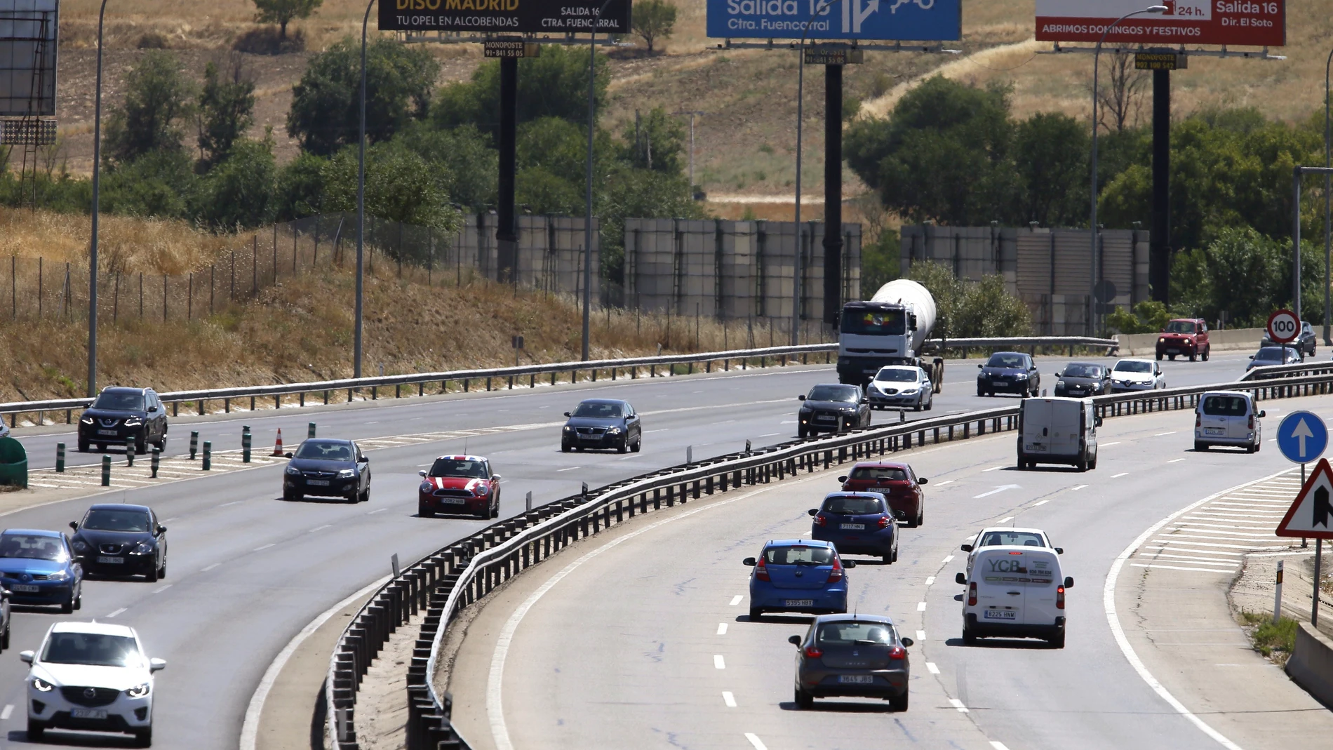 Diez muertos en las carreteras, la mitad motoristas, durante el fin de semana Diez muertos en las carreteras, la mitad motoristas, durante el fin de semana