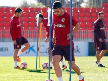 Gabi, en el entrenamiento del Atlético de Madrid