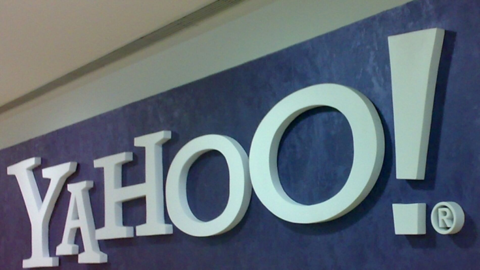 Yahoo!