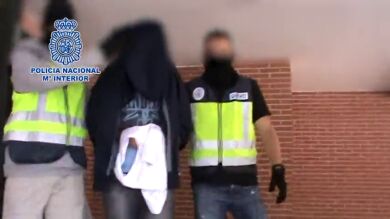 Detenidos en Madrid dos jóvenes españoles por amenazas yihadistas