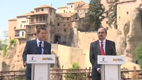 Frame 61.66177 de: Los presidentes de Castilla-La Mancha y Aragón le recuerdan que no puede hacer un congreso antes de que se resuelva el gobierno Frame 61.66177 de: Los presidentes de Castilla-La Mancha y Aragón le recuerdan que no puede hacer un congreso antes de que se resuelva el gobierno