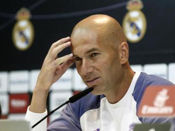 Zidane en rueda de prensa Zidane en rueda de prensa