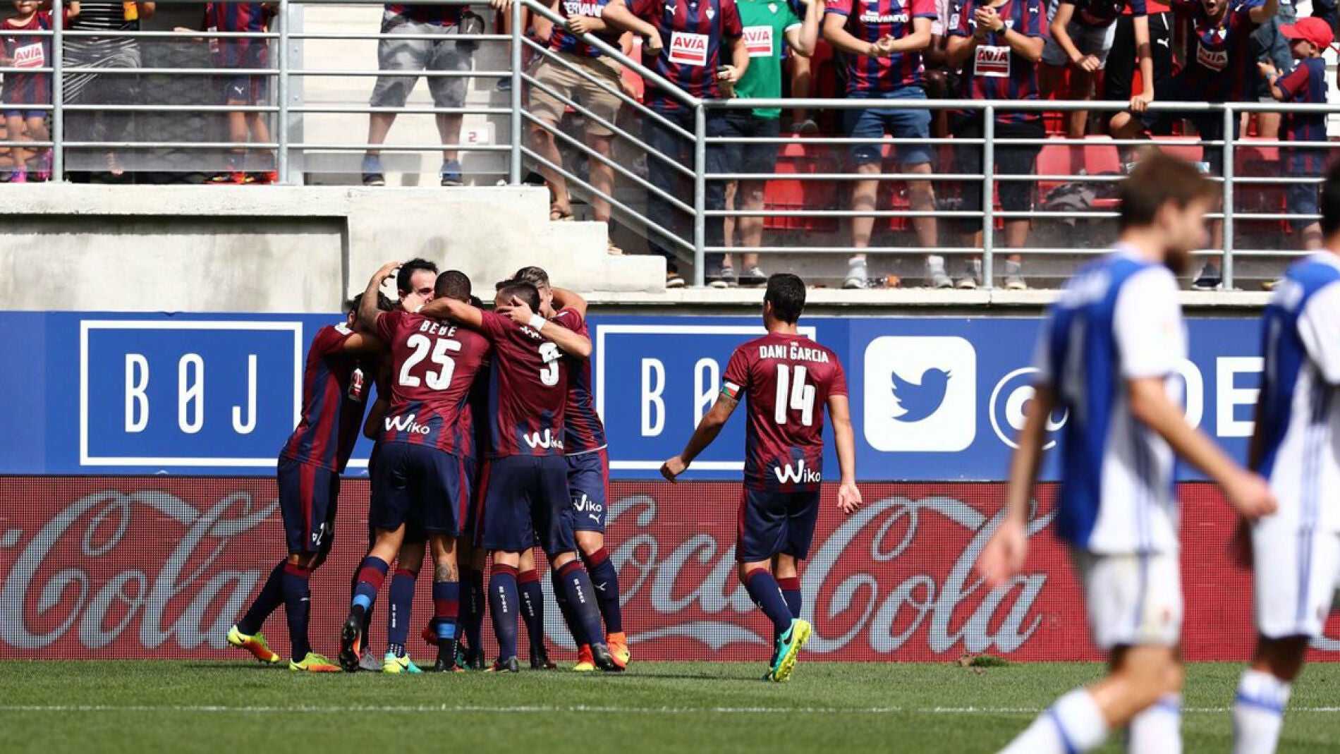 El Eibar celebra un gol ante la Real