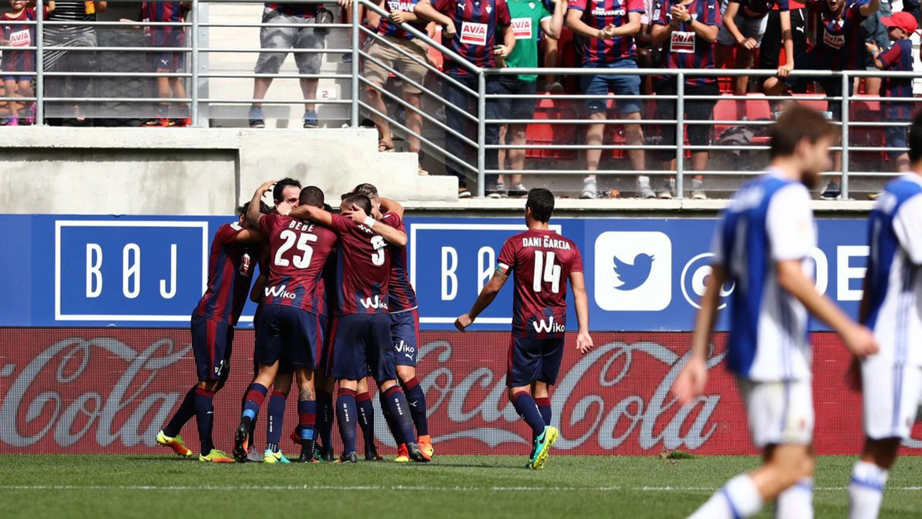 El Eibar celebra un gol ante la Real El Eibar celebra un gol ante la Real