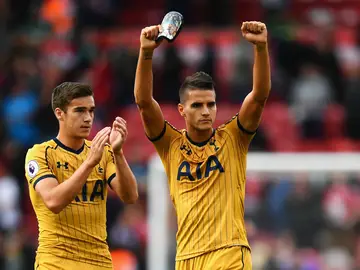Los jugadores del Tottenham celebran su victoria contra el 'Boro' Los jugadores del Tottenham celebran su victoria contra el 'Boro'