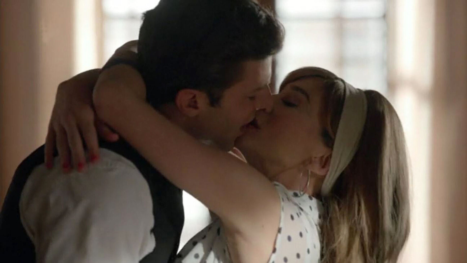 &iquest;Se convertir&aacute; Clara en la nueva directora de las Galer&iacute;as Velvet?