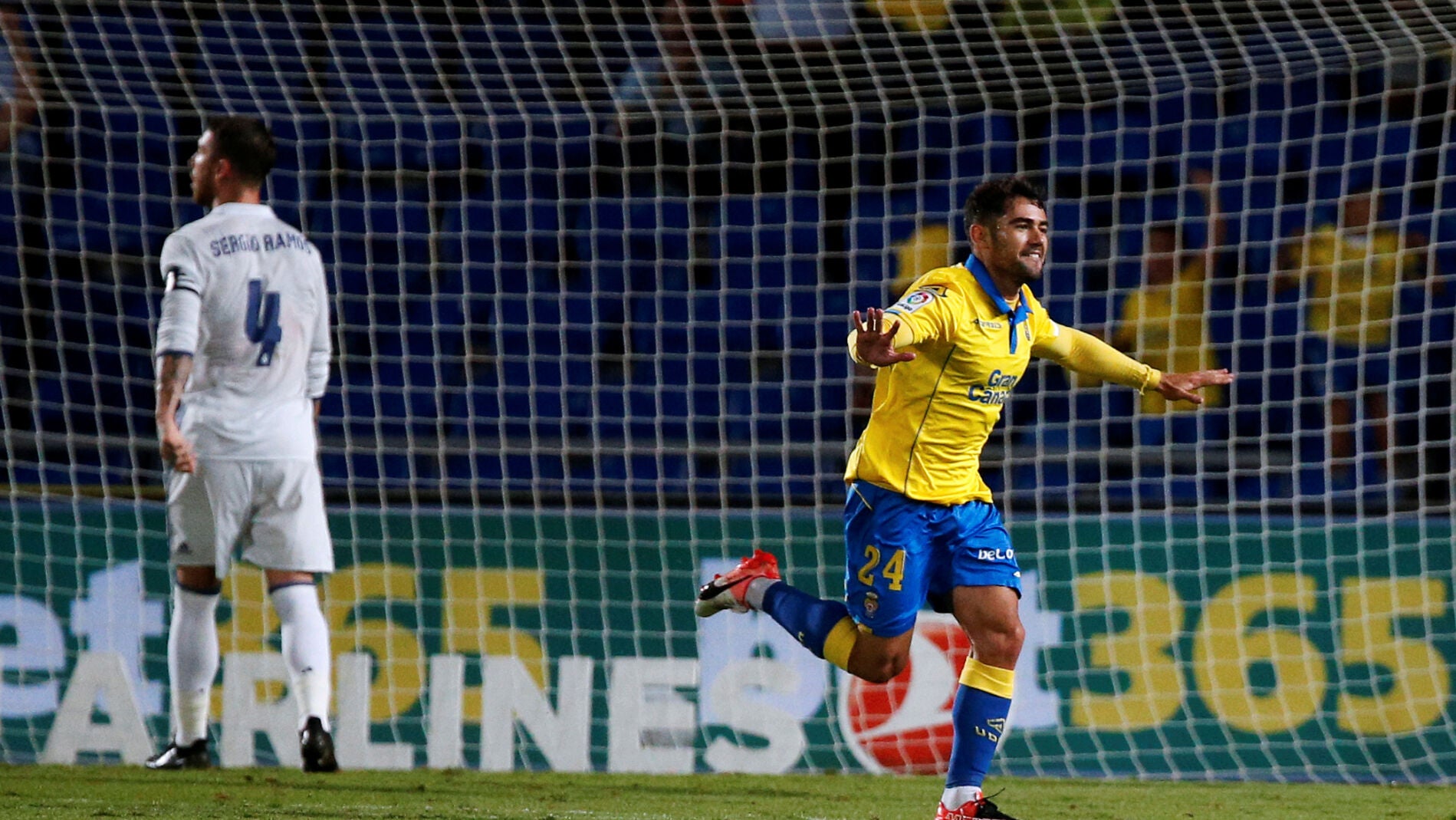 Tana celebra su gol contra el Real Madrid
