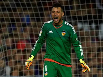 Diego Alves es el portero con más penaltis parados en la historia de la Liga Diego Alves es el portero con más penaltis parados en la historia de la Liga