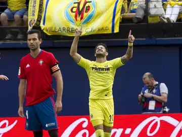 Pato celebra su gol ante el Osasuna Pato celebra su gol ante el Osasuna
