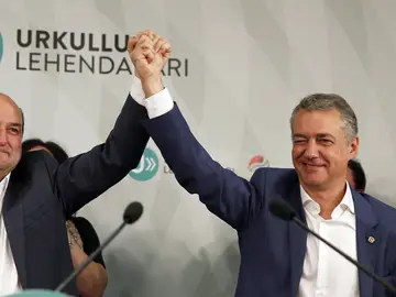 Urkullu y Andoni Ortuzar Urkullu y Andoni Ortuzar