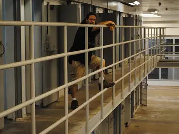 El empresario Geronimos Dimitrelos quiere ofrecer a los turistas que visiten su "cárcel" de Florida El empresario Geronimos Dimitrelos quiere ofrecer a los turistas que visiten su "cárcel" de Florida