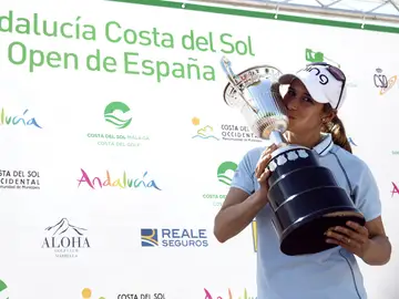 Azahara Muñoz hace historia en el Open de España Azahara Muñoz hace historia en el Open de España