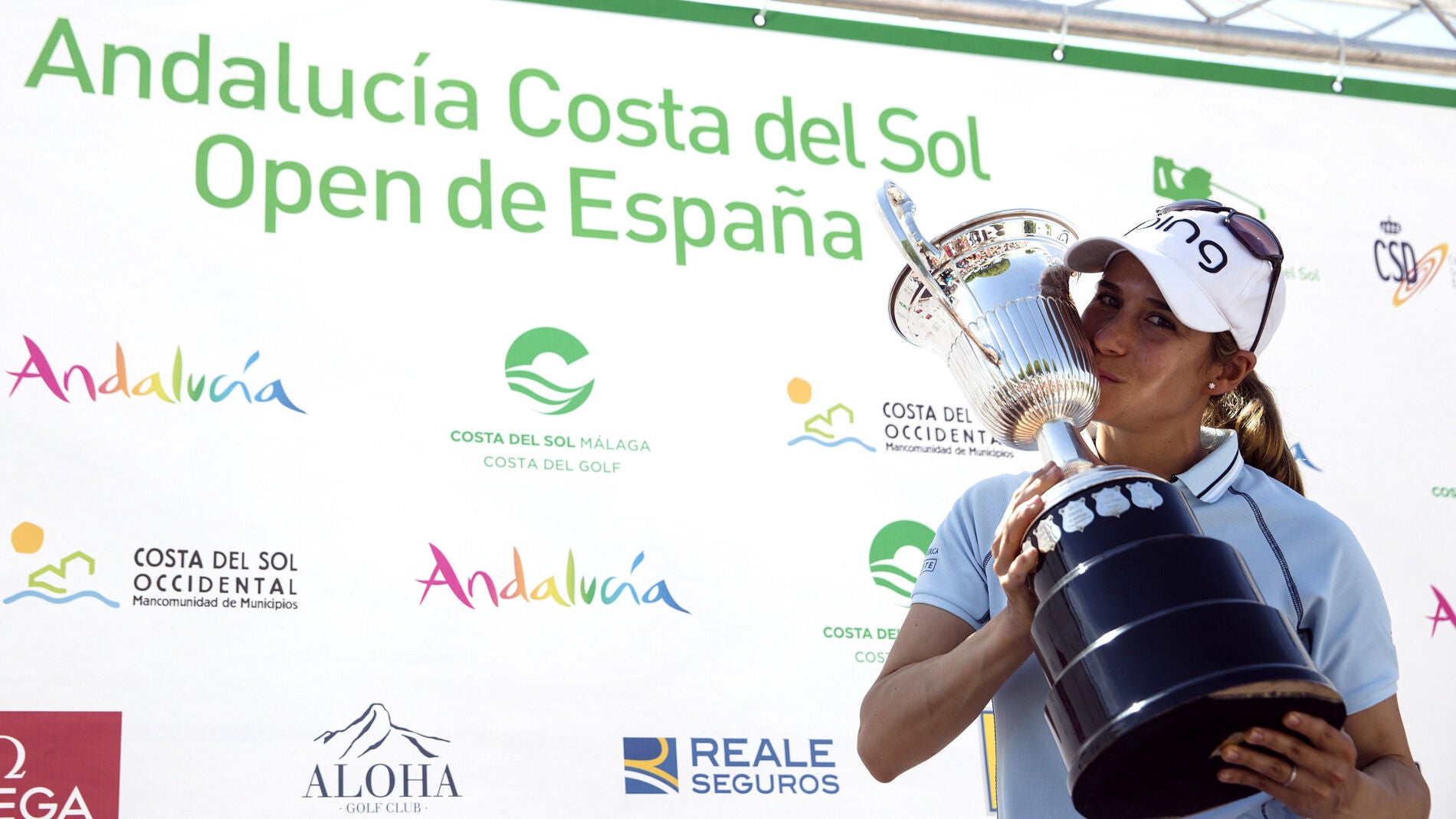 Azahara Mu&ntilde;oz hace historia en el Open de Espa&ntilde;a