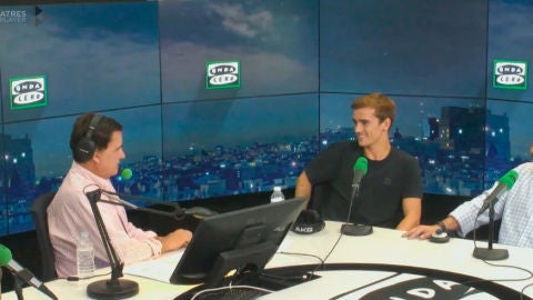 Antoine Griezmann en El Transistor con Jos&eacute; Ram&oacute;n de la Morena