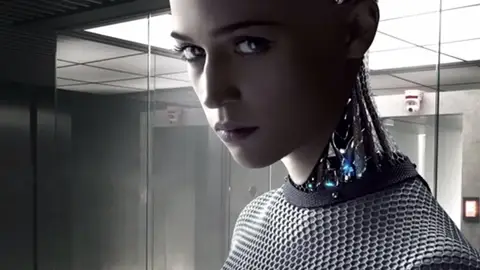 Un robot humanoide Un robot humanoide