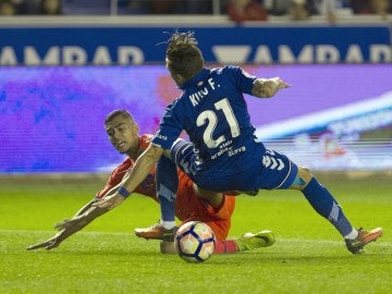 El Alavés vence al Granada en Mendizorroza