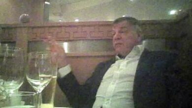 Allardyce, seleccionador de Inglaterra, cazado aconsejando cómo saltarse las leyes de la FA en fichajes
