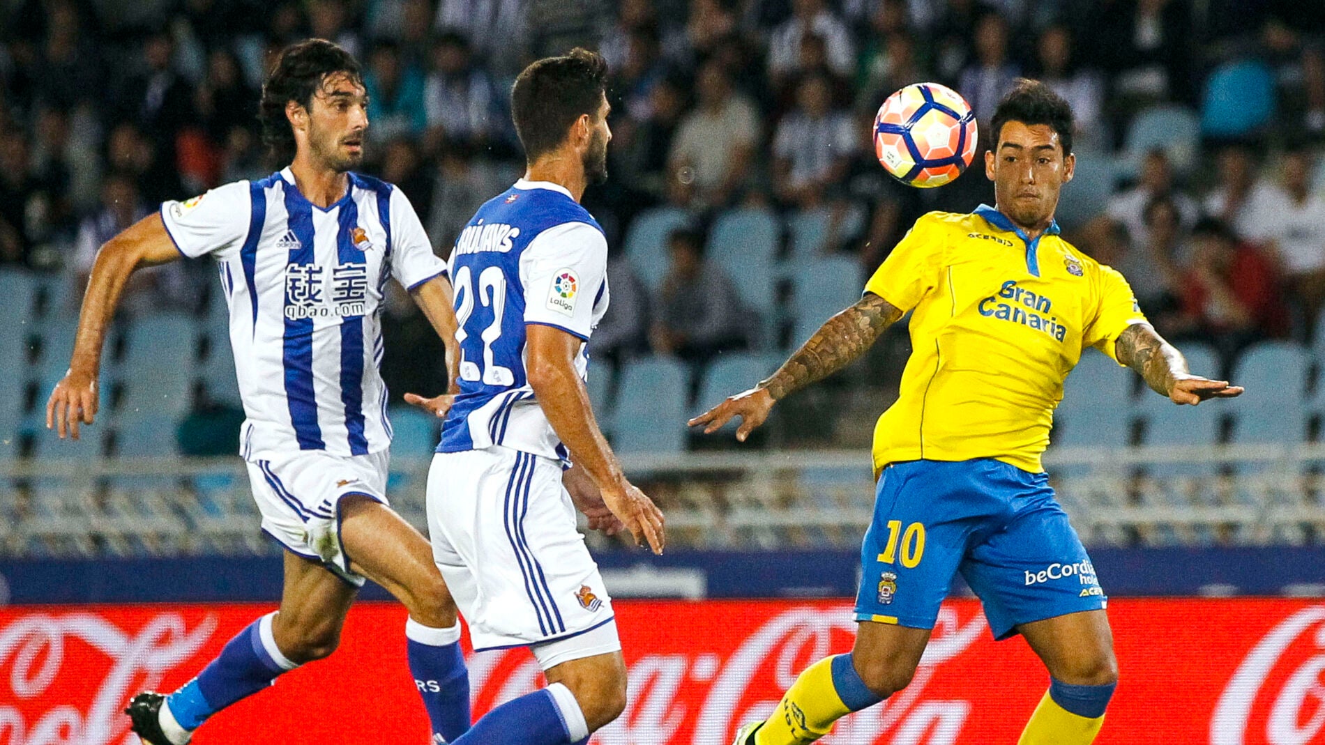 Sergio Araujo, en un partido ante la Real Sociedad