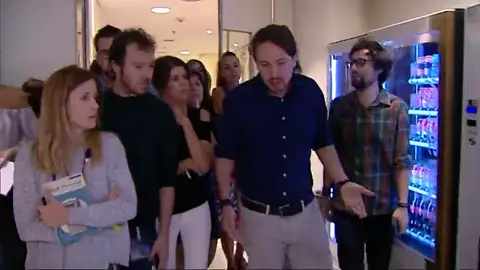 Frame 22.666812 de: Los partidos reclaman a Pedro Sánchez que encuentre una salida para no perjudicar a todos Frame 22.666812 de: Los partidos reclaman a Pedro Sánchez que encuentre una salida para no perjudicar a todos