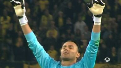 Keylor Navas volvió tras cuatro meses de lesión con un partido irregular