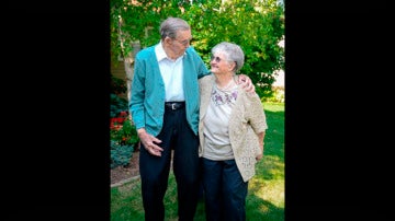 John y Vera celebrando su 77 aniversario