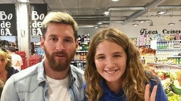 Leo Messi, haciendo la compra en el super
