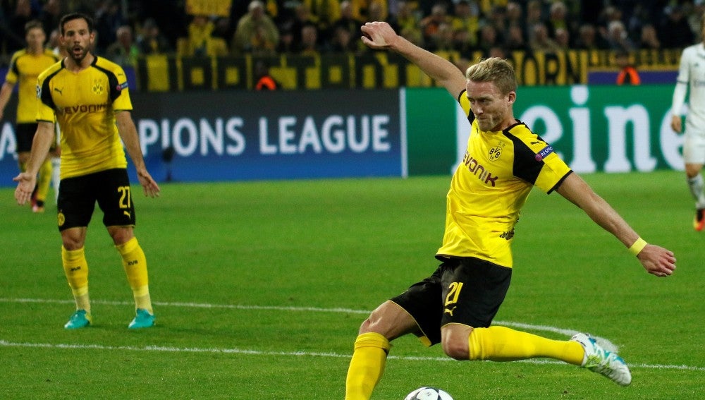 Schürrle marcando el 2-2 en su choque ante Madrid.