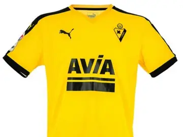 Segunda equipación del Eibar para esta temporada Segunda equipación del Eibar para esta temporada