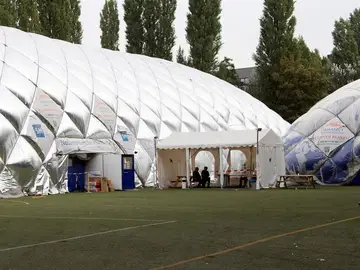 Centro de acogida de refugiados de Berlín Centro de acogida de refugiados de Berlín