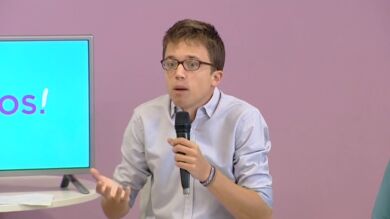 Errejón identifica el 15M y la posibilidad de pacto con Podemos como parte del origen de la crisis en el PSOE