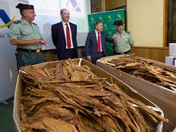 Incautan 108 toneladas de tabaco y picadura, el mayor alijo hecho en España
