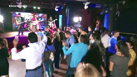 El trío de amigas vuelve a la juventud con la actuación de Los Brincos El trío de amigas vuelve a la juventud con la actuación de Los Brincos