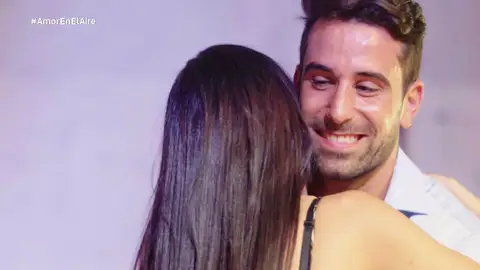Los trucos de Ares para que surja el amor entre dos desconocidos Los trucos de Ares para que surja el amor entre dos desconocidos