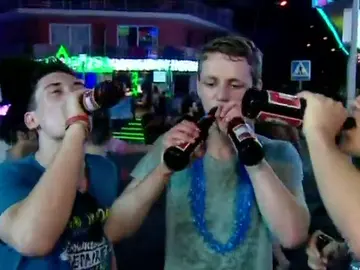 Frame 7.384558 de: Calviá lucha contra el turismo de borrachera Frame 7.384558 de: Calviá lucha contra el turismo de borrachera