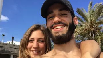 Pablo Ráez junto a su novia Andrea Pablo Ráez junto a su novia Andrea