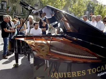Piano en pleno centro de Madrid Piano en pleno centro de Madrid