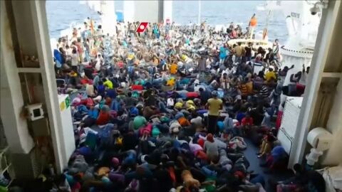 Frame 24.044039 de: M&aacute;s de 10.000 migrantes rescatados en 48 horas