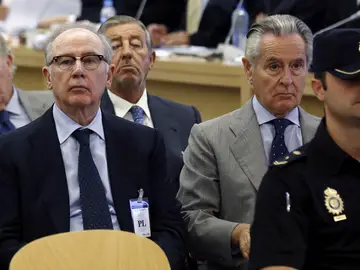 Rato y Blesa en el juicio por las 'tarjetas black' Rato y Blesa en el juicio por las 'tarjetas black'