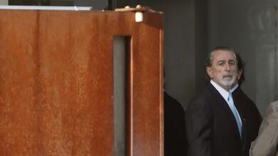 Correa reconoce que cobraba mordidas: 