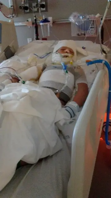 Kayden está hospitalizado Kayden está hospitalizado