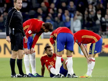 Jordi Alba cae lesionado con la selección española de fúbol Jordi Alba cae lesionado con la selección española de fúbol