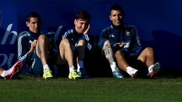 Di María, Messi y Agüero, durante un entrenamiento con la 'albiceleste'