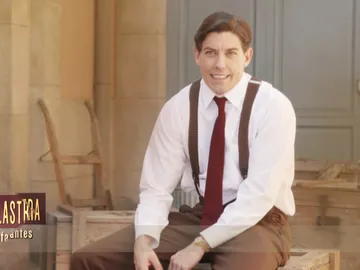 Adrián Lastra en 'Hasta Siempre Velvet' Adrián Lastra en 'Hasta Siempre Velvet'