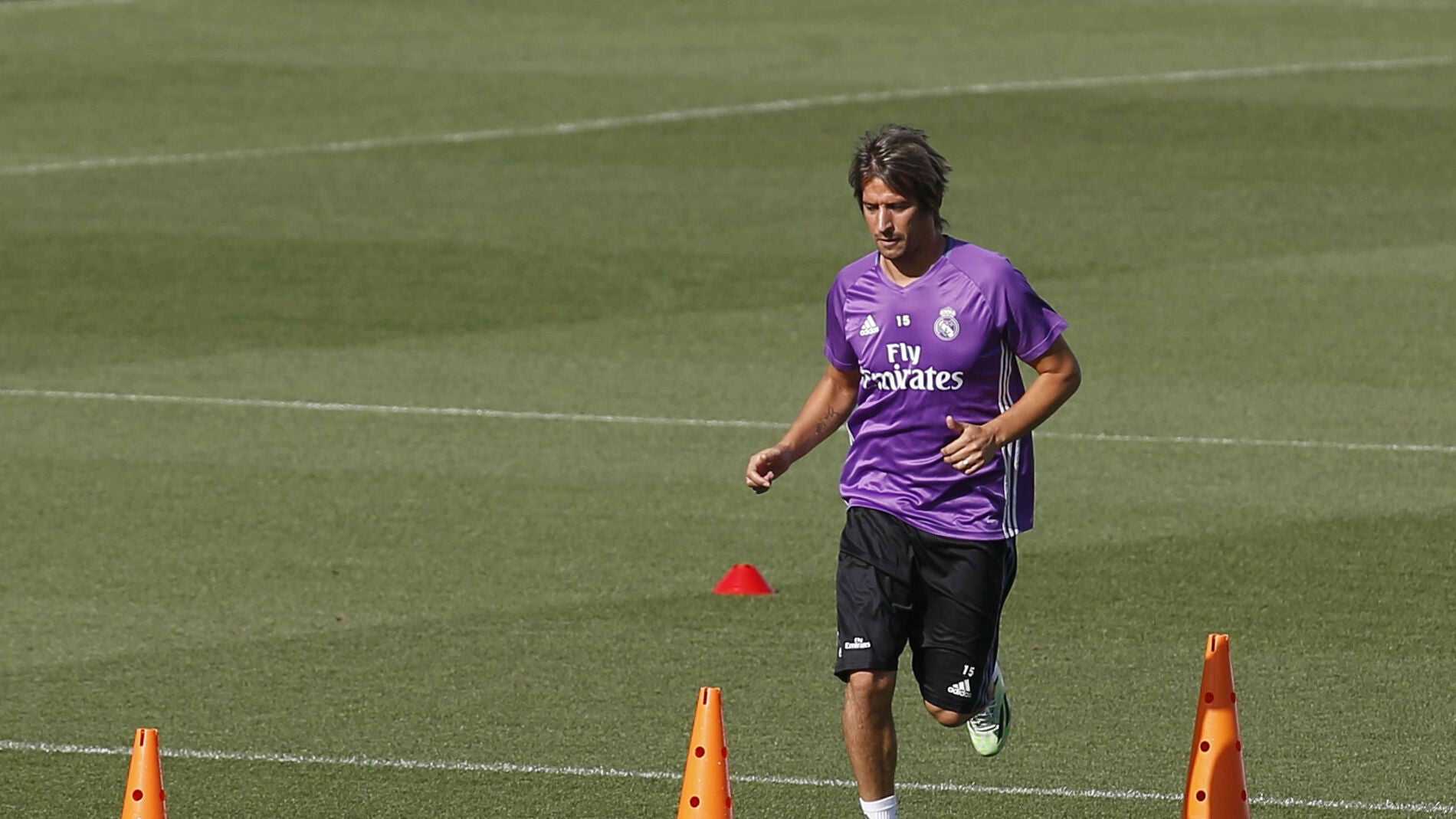 Coentrao, durante un entrenamiento en Valdebebas (Archivo)