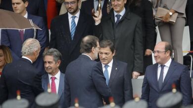 Javier Fernández, protagonista en el desfile del 12 de octubre, marcado por la incertidumbre política 
