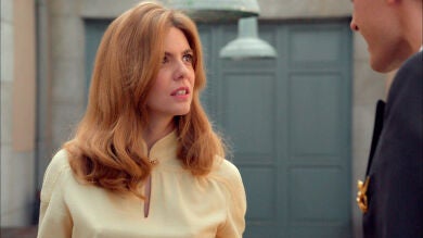 Cristina pide explicaciones a Carlos sobre las cartas de Alberto Márquez