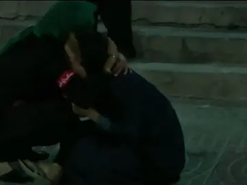 Frame 8.056516 de: Al menos 18 personas mueren en un ataque a un templo chií en Kabul Frame 8.056516 de: Al menos 18 personas mueren en un ataque a un templo chií en Kabul