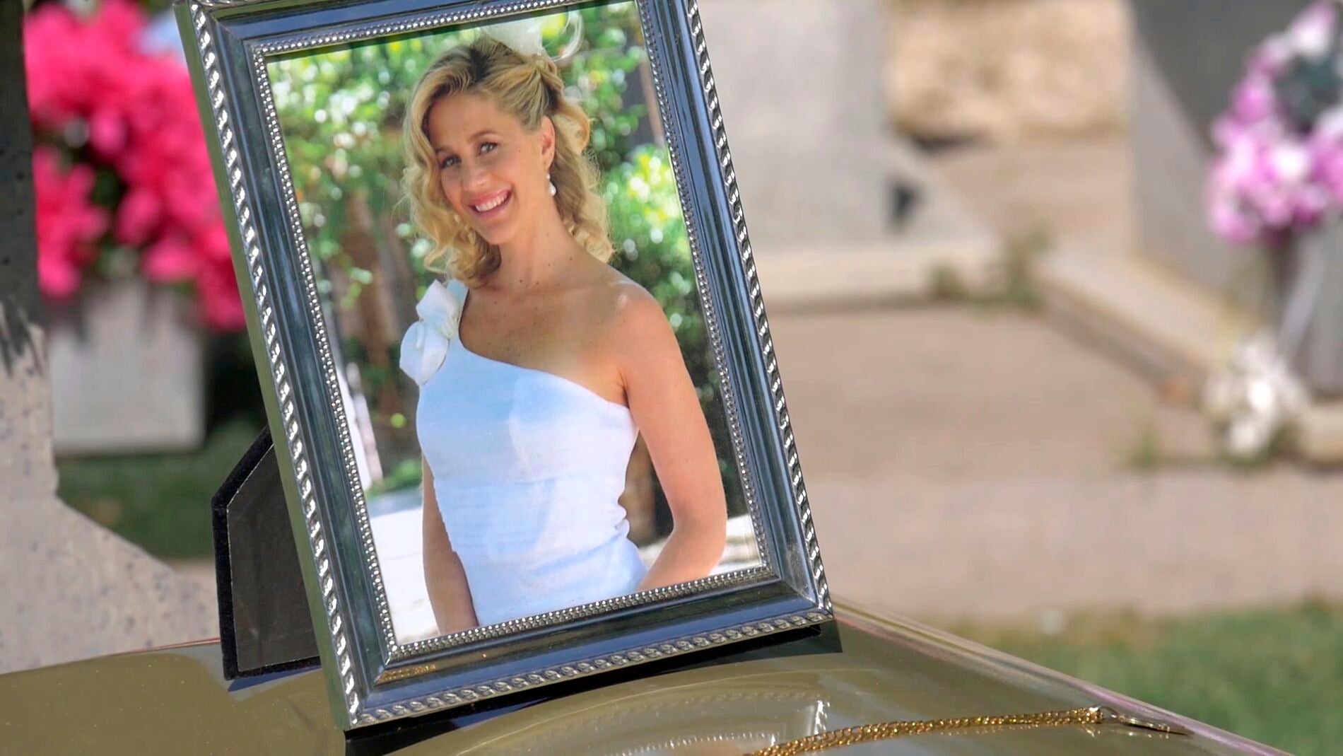 As&iacute; se vivi&oacute; en entierro de Agneska tras las c&aacute;maras 